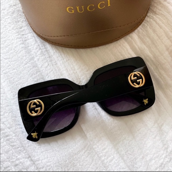 Gucci Accessories - Gucci oversized square sunglasses